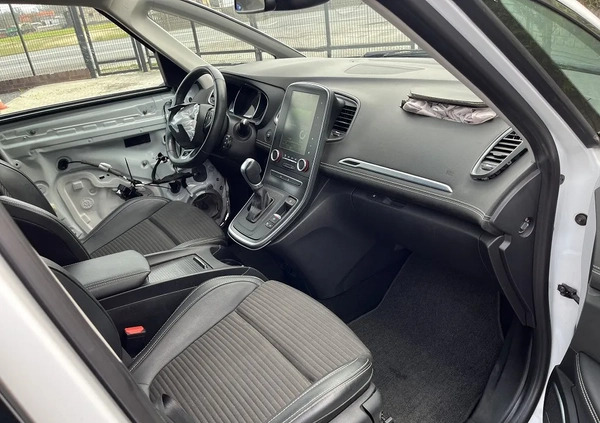 Renault Grand Scenic cena 37900 przebieg: 4301, rok produkcji 2017 z Marki małe 79